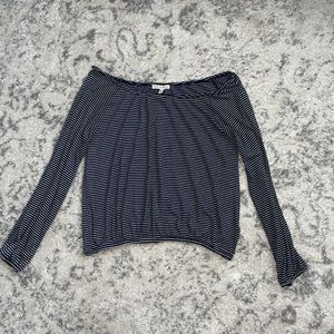 Off the shoulder long sleeve top